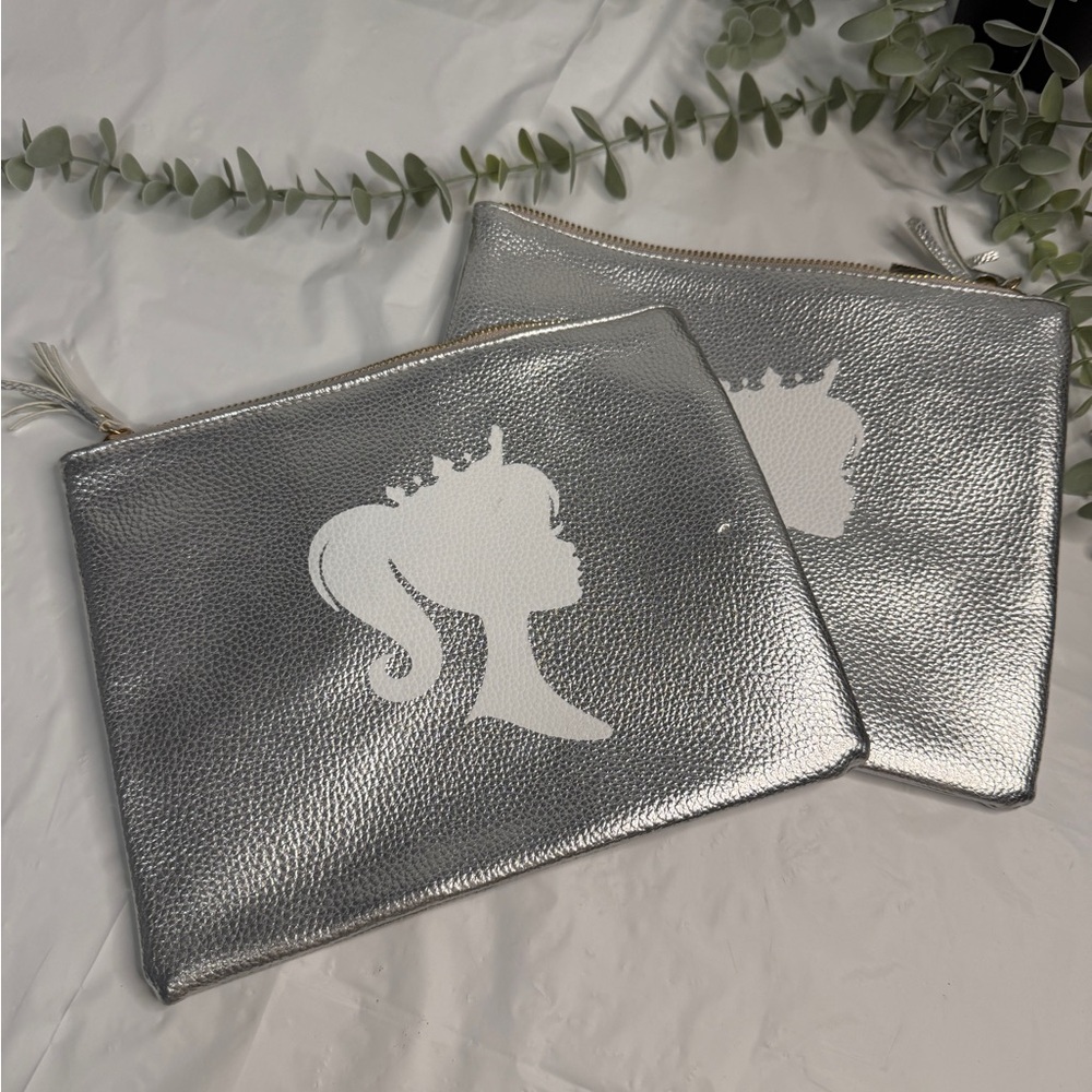 Set of 2 cosmetic bags with Silhouette design
